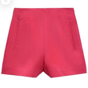 Business casual shorts from Zara